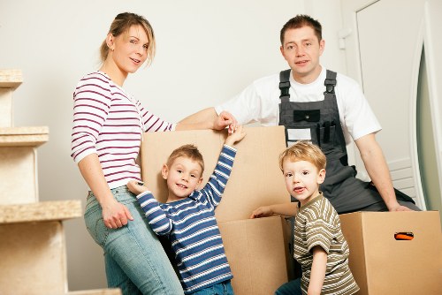 Local moving truck used for a flat relocation in Balham